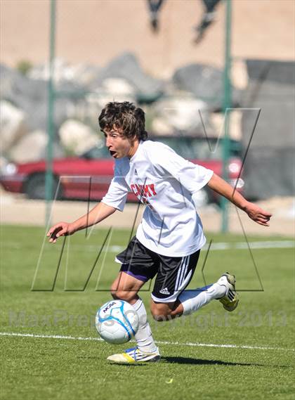 Thumbnail 1 in Roswell vs. Albuquerque Academy photogallery.