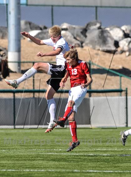 Thumbnail 3 in Roswell vs. Albuquerque Academy photogallery.