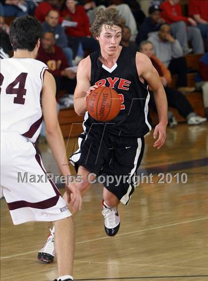 Thumbnail 1 in Harrison vs. Rye photogallery.