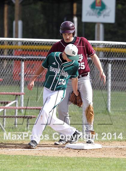 Thumbnail 2 in Oswayo Valley @ Cranberry Area (District XI A Quarter Final) photogallery.