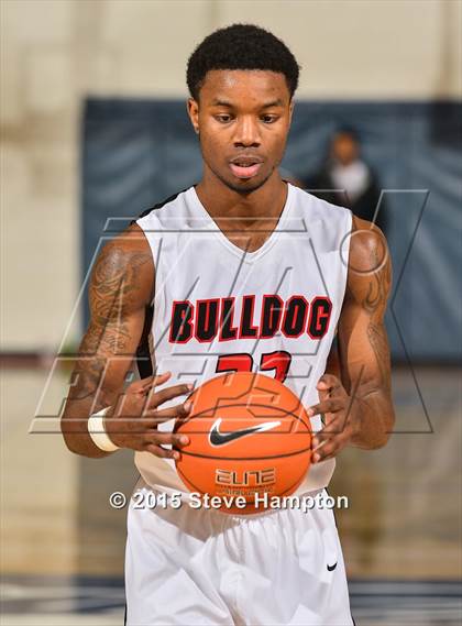 Thumbnail 3 in North Gwinnett vs. Christ School (Hilton Invitational) photogallery.