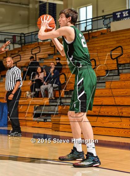 Thumbnail 2 in North Gwinnett vs. Christ School (Hilton Invitational) photogallery.
