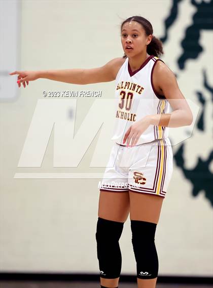 Thumbnail 2 in Sunnyslope vs Salpointe Catholic (3rd Annual Feast Mode Thanksgiving Tournament) photogallery.