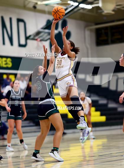 Thumbnail 3 in Sunnyslope vs Salpointe Catholic (3rd Annual Feast Mode Thanksgiving Tournament) photogallery.