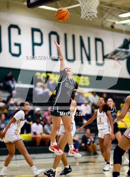 Thumbnail 2 in Sunnyslope vs Salpointe Catholic (3rd Annual Feast Mode Thanksgiving Tournament) photogallery.