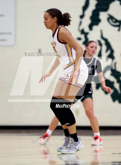 Thumbnail 3 in Sunnyslope vs Salpointe Catholic (3rd Annual Feast Mode Thanksgiving Tournament) photogallery.