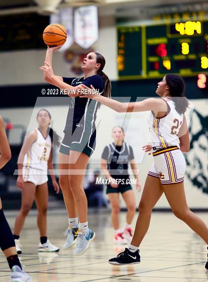 Thumbnail 1 in Sunnyslope vs Salpointe Catholic (3rd Annual Feast Mode Thanksgiving Tournament) photogallery.