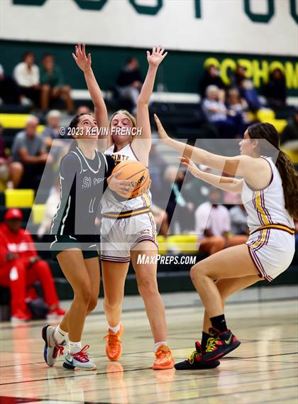 Thumbnail 2 in Sunnyslope vs Salpointe Catholic (3rd Annual Feast Mode Thanksgiving Tournament) photogallery.