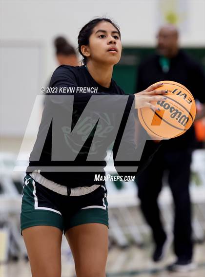 Thumbnail 1 in Sunnyslope vs Salpointe Catholic (3rd Annual Feast Mode Thanksgiving Tournament) photogallery.