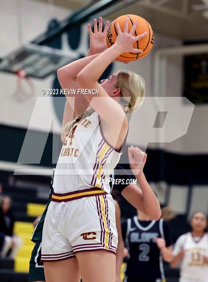 Thumbnail 2 in Sunnyslope vs Salpointe Catholic (3rd Annual Feast Mode Thanksgiving Tournament) photogallery.