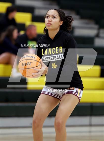 Thumbnail 3 in Sunnyslope vs Salpointe Catholic (3rd Annual Feast Mode Thanksgiving Tournament) photogallery.