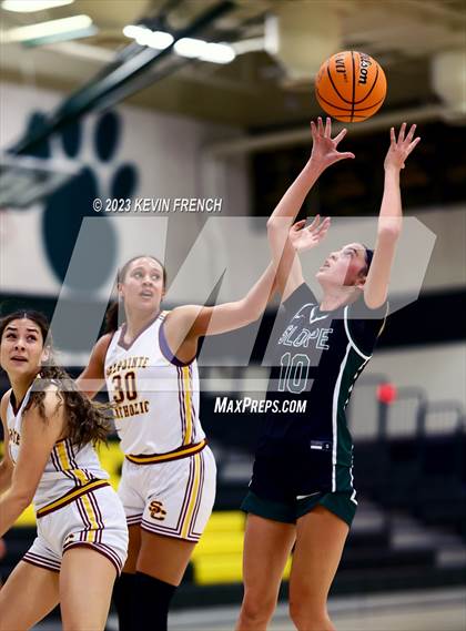 Thumbnail 3 in Sunnyslope vs Salpointe Catholic (3rd Annual Feast Mode Thanksgiving Tournament) photogallery.
