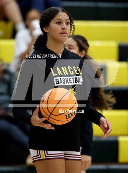 Thumbnail 1 in Sunnyslope vs Salpointe Catholic (3rd Annual Feast Mode Thanksgiving Tournament) photogallery.