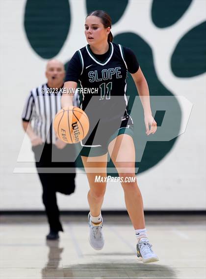 Thumbnail 2 in Sunnyslope vs Salpointe Catholic (3rd Annual Feast Mode Thanksgiving Tournament) photogallery.