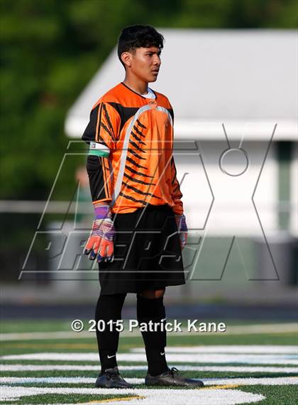 Thumbnail 2 in Washington-Lee @ Falls Church photogallery.