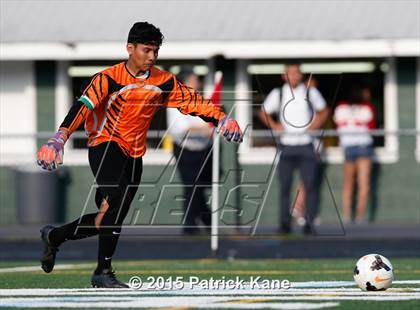 Thumbnail 3 in Washington-Lee @ Falls Church photogallery.