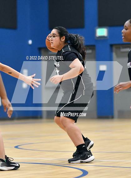 Thumbnail 2 in Encina Prep @ Westlake Charter photogallery.
