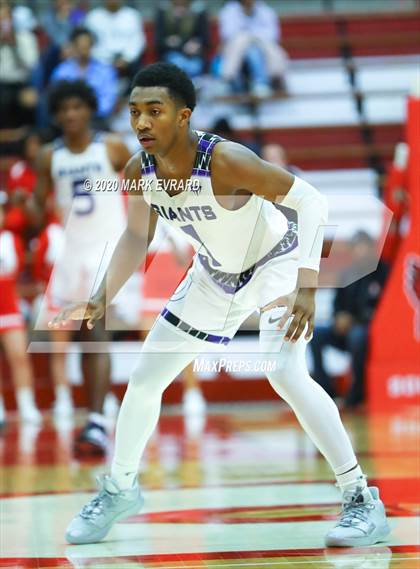 Thumbnail 3 in Ben Davis vs. Lawrence North photogallery.