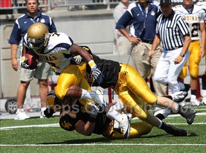 Thumbnail 3 in Upper Arlington vs. Aquinas (Kirk Herbstreit Varsity Football Series) photogallery.