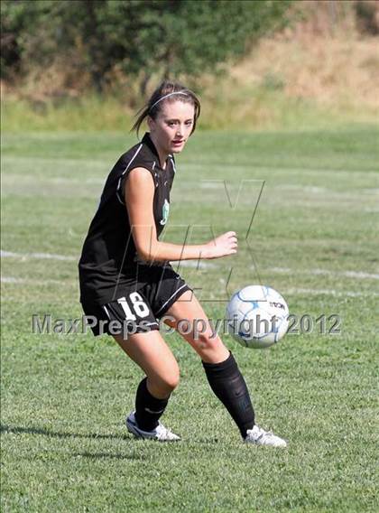 Thumbnail 3 in Bella Vista vs. Granite Bay (CIF SJS D2 Quarterfinal)  photogallery.