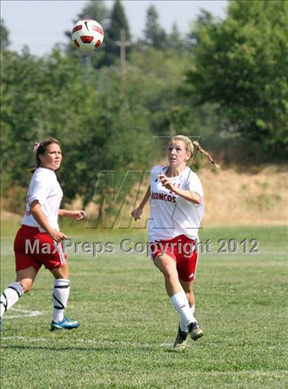 Thumbnail 2 in Bella Vista vs. Granite Bay (CIF SJS D2 Quarterfinal)  photogallery.