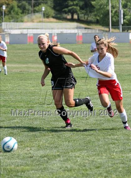 Thumbnail 2 in Bella Vista vs. Granite Bay (CIF SJS D2 Quarterfinal)  photogallery.