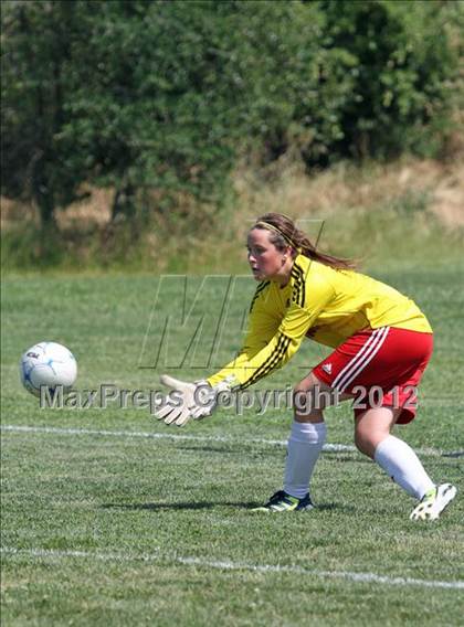Thumbnail 3 in Bella Vista vs. Granite Bay (CIF SJS D2 Quarterfinal)  photogallery.