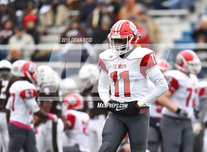 Thumbnail 2 in Thornton Fractional South @ Chicago Mt. Carmel (IHSA 7A 1st Round Playoff) photogallery.