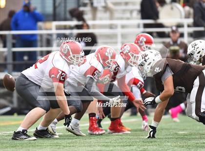 Thumbnail 2 in Thornton Fractional South @ Chicago Mt. Carmel (IHSA 7A 1st Round Playoff) photogallery.