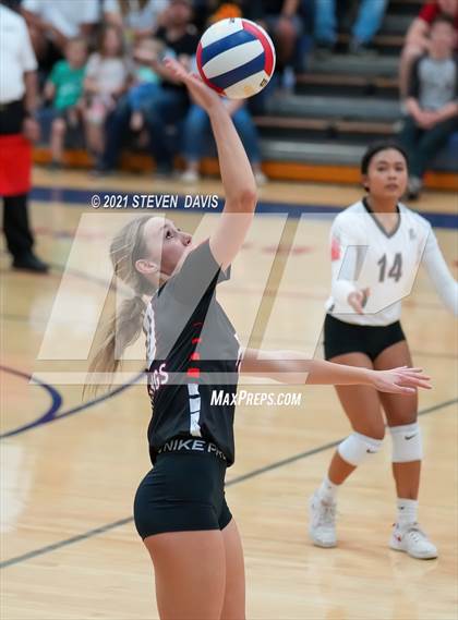 Thumbnail 1 in Mogollon @ Rock Point (AIA 1A Semifinal) photogallery.