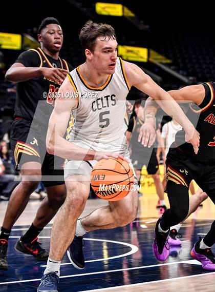 Thumbnail 1 in Crespi vs. Bishop Alemany (Trinity-Mission League Showcase) photogallery.