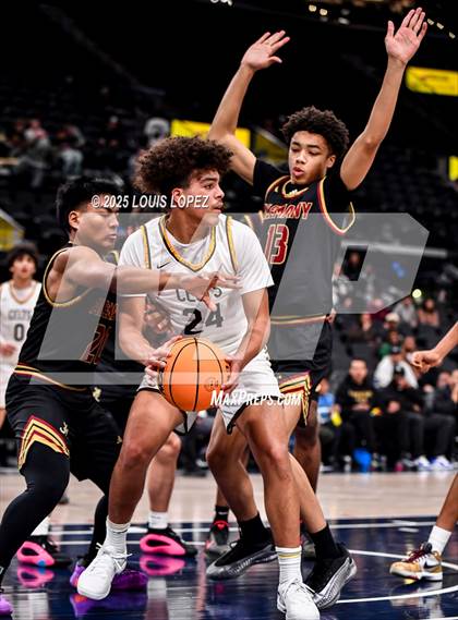 Thumbnail 3 in Crespi vs. Bishop Alemany (Trinity-Mission League Showcase) photogallery.