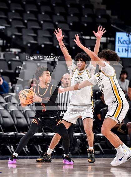 Thumbnail 1 in Crespi vs. Bishop Alemany (Trinity-Mission League Showcase) photogallery.