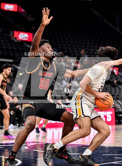 Thumbnail 2 in Crespi vs. Bishop Alemany (Trinity-Mission League Showcase) photogallery.