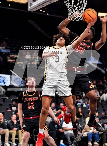 Thumbnail 3 in Crespi vs. Bishop Alemany (Trinity-Mission League Showcase) photogallery.