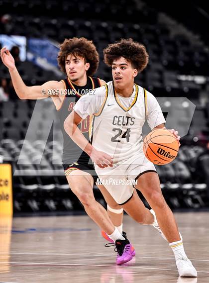 Thumbnail 2 in Crespi vs. Bishop Alemany (Trinity-Mission League Showcase) photogallery.