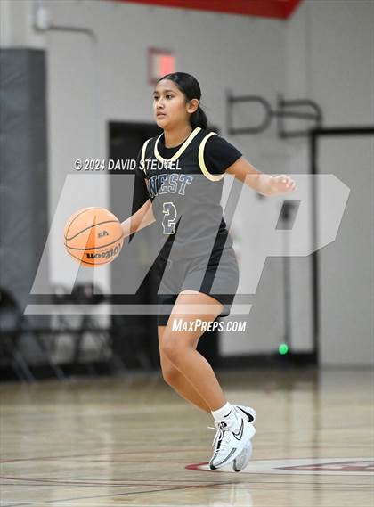 Thumbnail 2 in West vs. Woodland Christian (Sac Adventist Holiday Invitational) photogallery.