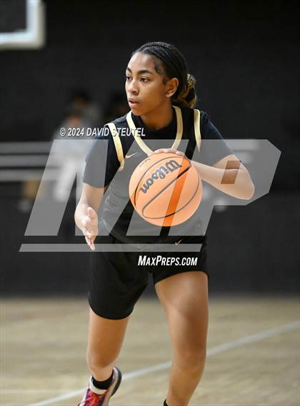 Thumbnail 2 in West vs. Woodland Christian (Sac Adventist Holiday Invitational) photogallery.