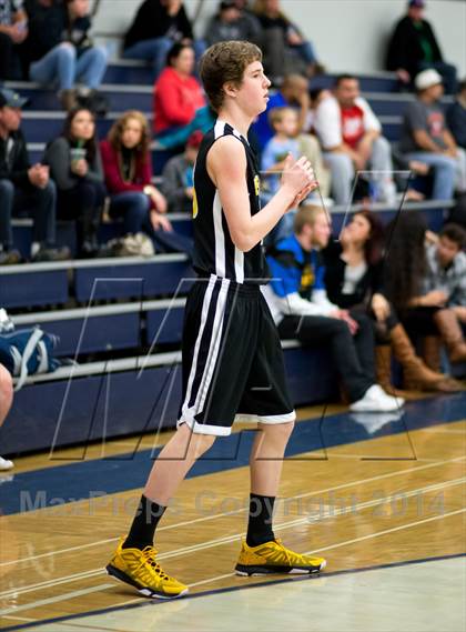 Thumbnail 2 in Casa Roble vs. Del Oro photogallery.