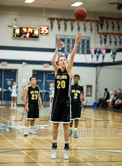 Thumbnail 2 in Casa Roble vs. Del Oro photogallery.