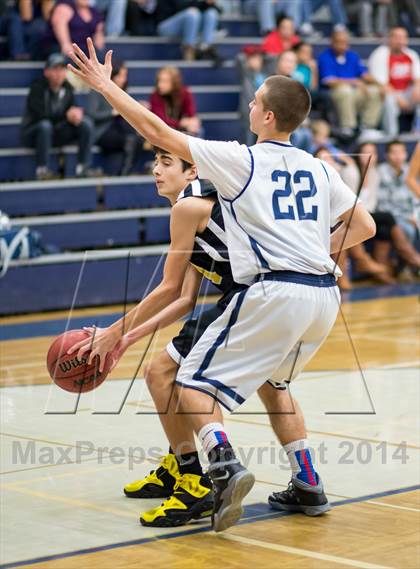 Thumbnail 2 in Casa Roble vs. Del Oro photogallery.