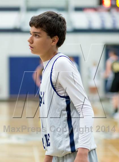 Thumbnail 3 in Casa Roble vs. Del Oro photogallery.