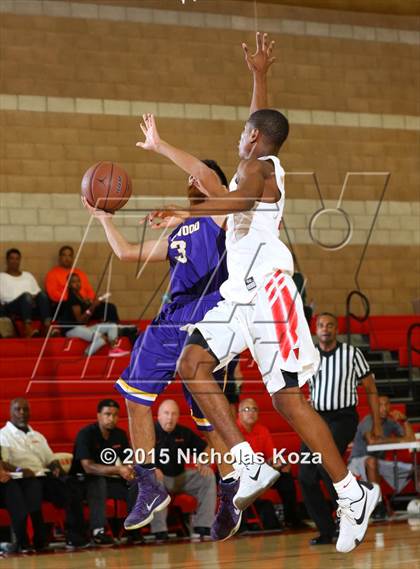 Thumbnail 3 in Lynwood vs. Westchester (Pacific Shores Tournament) photogallery.