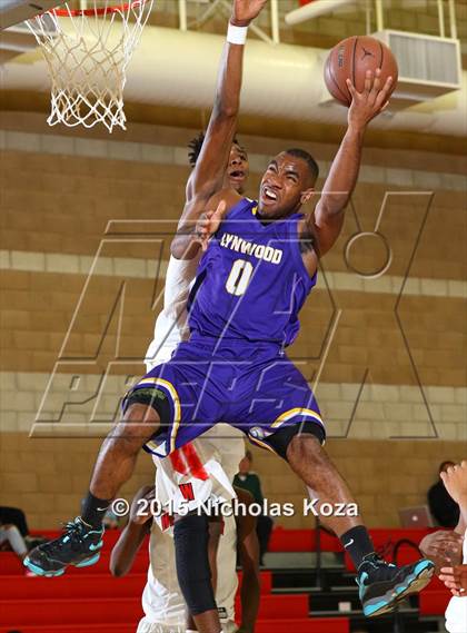 Thumbnail 1 in Lynwood vs. Westchester (Pacific Shores Tournament) photogallery.