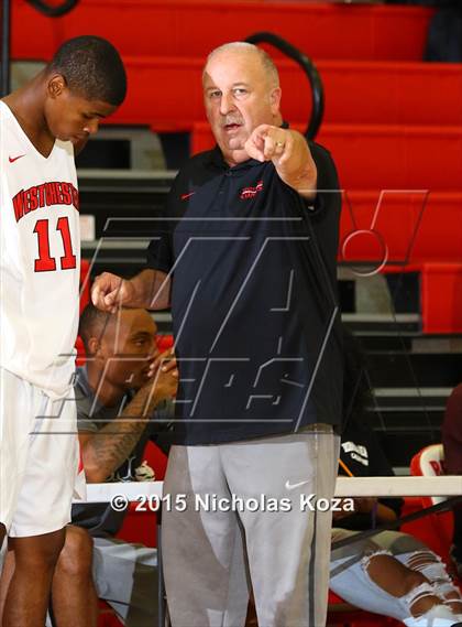 Thumbnail 1 in Lynwood vs. Westchester (Pacific Shores Tournament) photogallery.