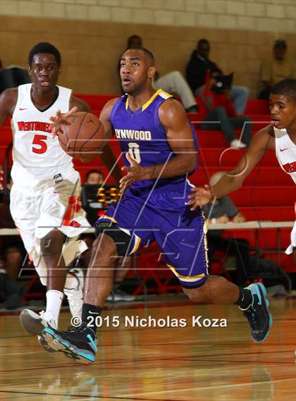 Thumbnail 2 in Lynwood vs. Westchester (Pacific Shores Tournament) photogallery.