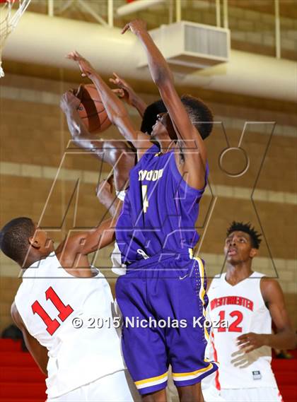Thumbnail 1 in Lynwood vs. Westchester (Pacific Shores Tournament) photogallery.
