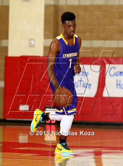 Thumbnail 2 in Lynwood vs. Westchester (Pacific Shores Tournament) photogallery.
