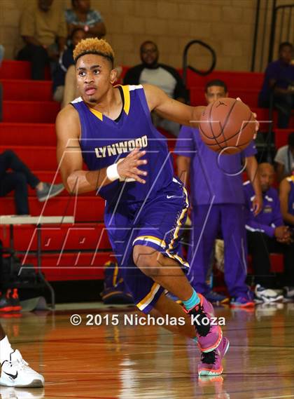 Thumbnail 3 in Lynwood vs. Westchester (Pacific Shores Tournament) photogallery.
