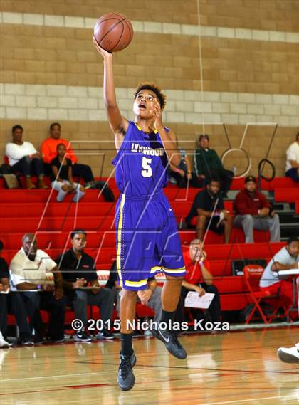 Thumbnail 2 in Lynwood vs. Westchester (Pacific Shores Tournament) photogallery.